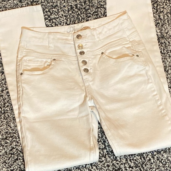 dELiA*s Denim - Delia’s button fly mid rise jeans